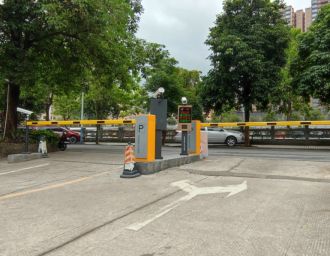 ?銳方達3進3出車牌識別系統落戶廣東陽江金大象花園酒店